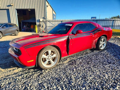 2C3CDYBT8DH****** 2013 Dodge Challenger