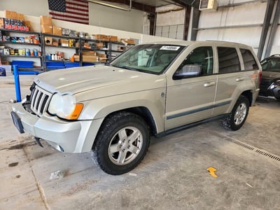 1J8HR48N88C****** 2008 Jeep Grand Cherokee