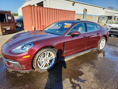 WP0AA2A72JL****** 2018 Porsche Panamera