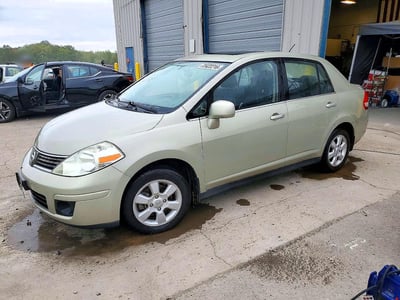 3N1BC11E88L****** 2008 Nissan Versa