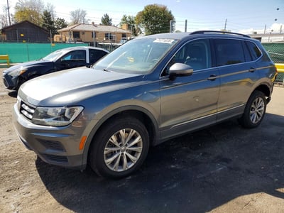 3VV3B7AX9JM****** 2018 Volkswagen Tiguan