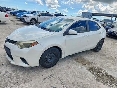 5YFBPRHE8EP****** 2014 Toyota Corolla