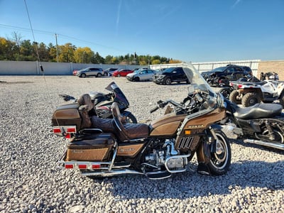 1HFSC0228CA****** 1982 Honda Gold Wing