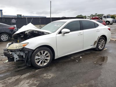 JTHBW1GG6D2****** 2013 Lexus ES 300h