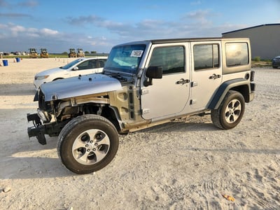 1C4BJWDG8GL****** 2016 Jeep Wrangler