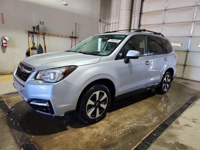 JF2SJAEC8HG****** 2017 Subaru Forester