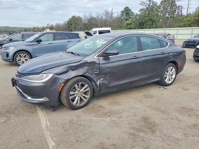 1C3CCCAB2FN****** 2015 Chrysler 200