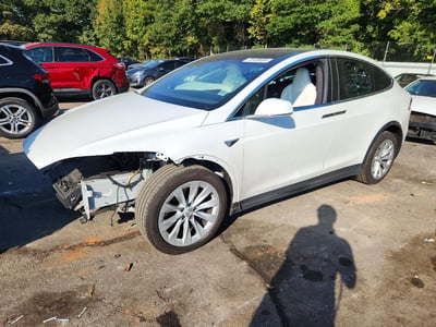 5YJXCDE21JF****** 2018 Tesla Model X