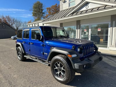 1C4HJXDG1KW****** 2019 Jeep Wrangler