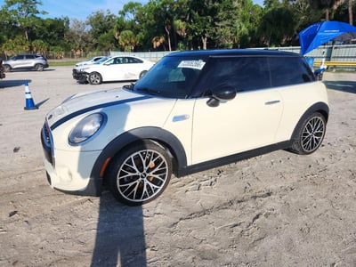 WMWXM7C56ET****** 2014 MINI Cooper