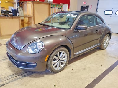 3VWJA7AT5FM****** 2015 Volkswagen Beetle