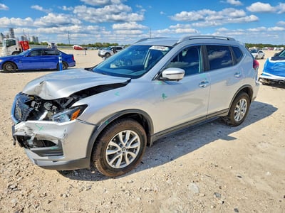5N1AT2MV6JC****** 2018 Nissan Rogue
