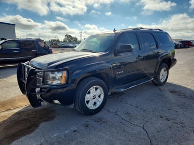 1GNSKBE05CR****** 2012 Chevrolet Tahoe