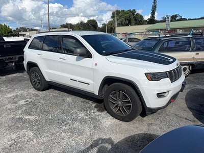 1C4RJFLT8HC****** 2017 Jeep Grand Cherokee
