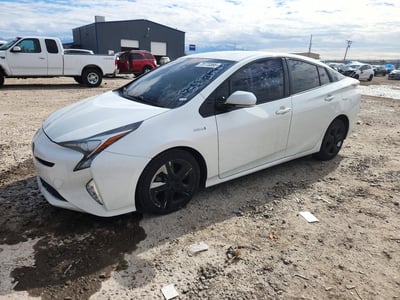 JTDKARFU9G3****** 2016 Toyota Prius