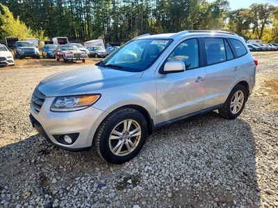 5XYZKDAG9CG****** 2012 Hyundai Santa Fe