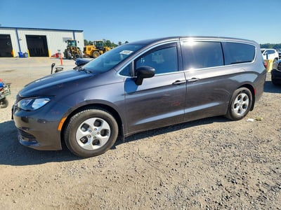 2C4RC1CGXHR****** 2017 Chrysler Pacifica