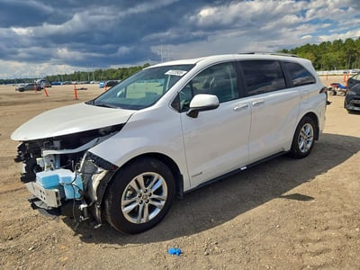 5TDZRKEC8MS****** 2021 Toyota Sienna