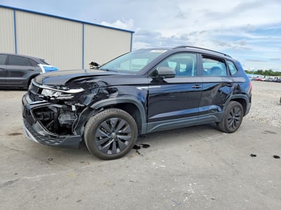 3VV5X7B27RM****** 2024 Volkswagen Taos