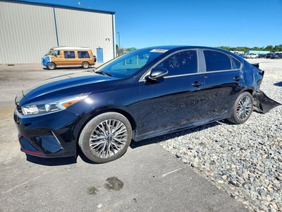 3KPF54AD7PE****** 2023 Kia Forte
