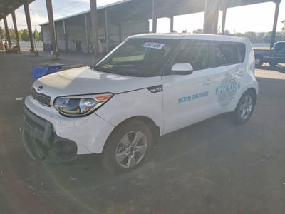 KNDJN2A24J7****** 2018 Kia Soul