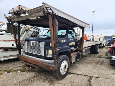 1GBM7H1C9XJ****** 1999 Chevrolet C7500