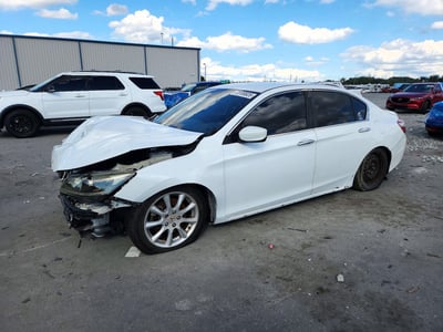 1HGCR2F64GA****** 2016 Honda Accord