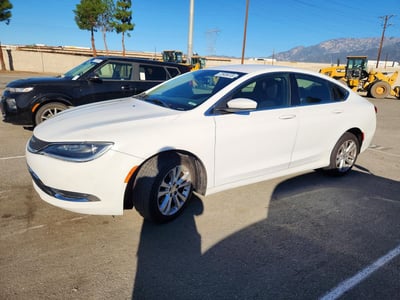 1C3CCCAB7FN****** 2015 Chrysler 200