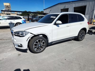 5UXKR2C51J0****** 2018 BMW X5