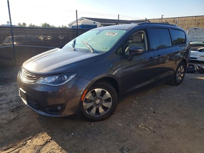 2C4RC1N70JR****** 2018 Chrysler Pacifica Hybrid