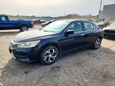 1HGCR2F3XGA****** 2016 Honda Accord