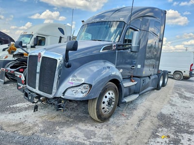 1XKYD49X4NJ****** 2022 Kenworth T680
