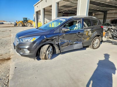 1FMCU9JD2HU****** 2017 Ford Escape