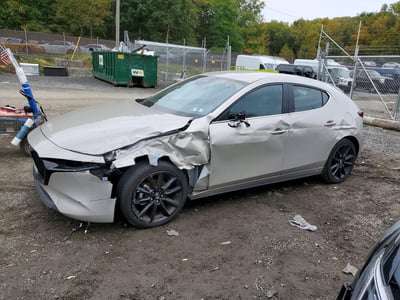 JM1BPAKL3T1****** 2026 Mazda 3
