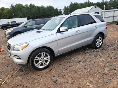 4JGDA5JB7EA****** 2014 Mercedes-Benz M-Class