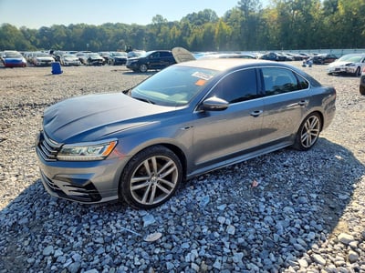 1VWDT7A37HC****** 2017 Volkswagen Passat