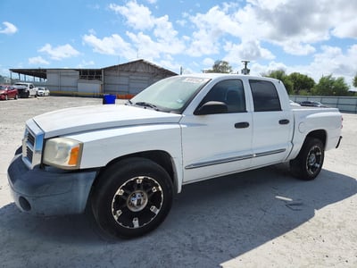 1D7HE48N35S****** 2005 Dodge Dakota