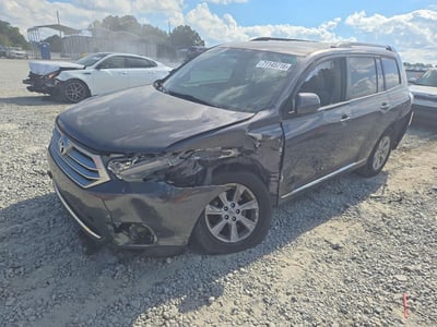 5TDZA3EHXDS****** 2013 Toyota Highlander