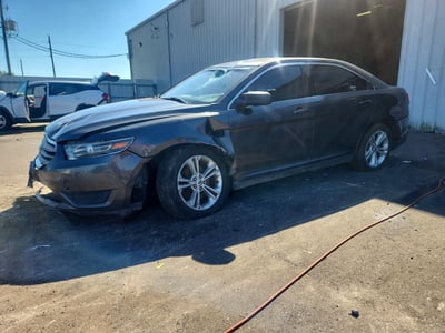 1FAHP2D89JG****** 2018 Ford Taurus