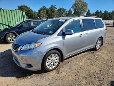 5TDJK3DC1ES****** 2014 Toyota Sienna