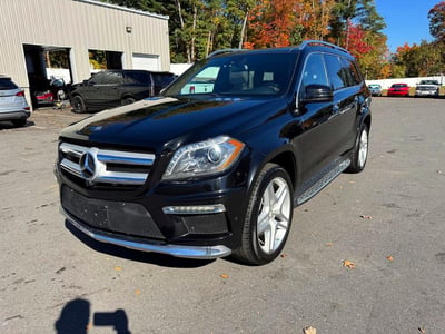 4JGDF7DE2FA****** 2015 Mercedes-Benz GL-Class
