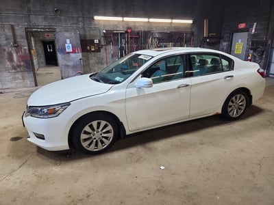1HGCR3F8XFA****** 2015 Honda Accord