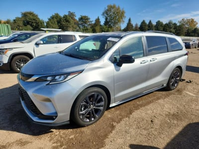 5TDDRKEC8NS****** 2022 Toyota Sienna