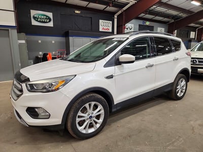 1FMCU9GD1HU****** 2017 Ford Escape