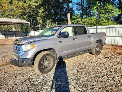 5TFDW5F14GX****** 2016 Toyota Tundra