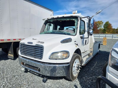 1FVACVCS57H****** 2007 Freightliner M2 106 Medium Duty
