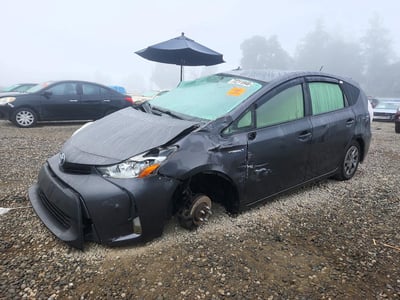 JTDZN3EU4FJ****** 2015 Toyota Prius V