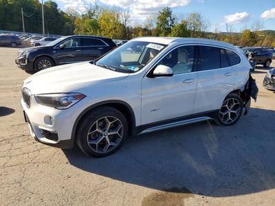 WBXHT3C38J5****** 2018 BMW X1