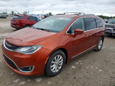 2C4RC1EGXJR****** 2018 Chrysler Pacifica