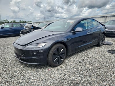 5YJ3E1EA9RF****** 2024 Tesla Model 3